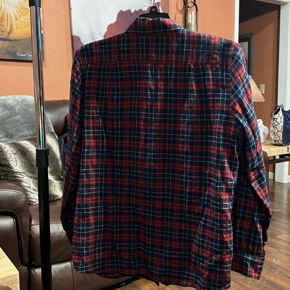 Banana Republic red and navy plaid button up long sleeve top Size XL - Picture 3 of 4